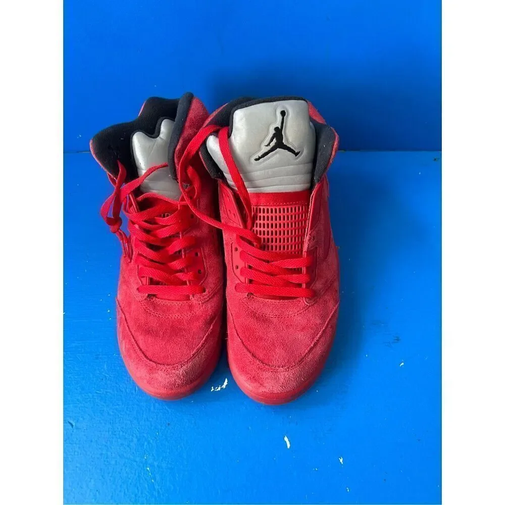 Nike please see